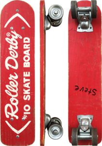 Skateboard Vintage Roller Derby Des Années 50 - Bois Rouge Avec Roues En Métal - Collection